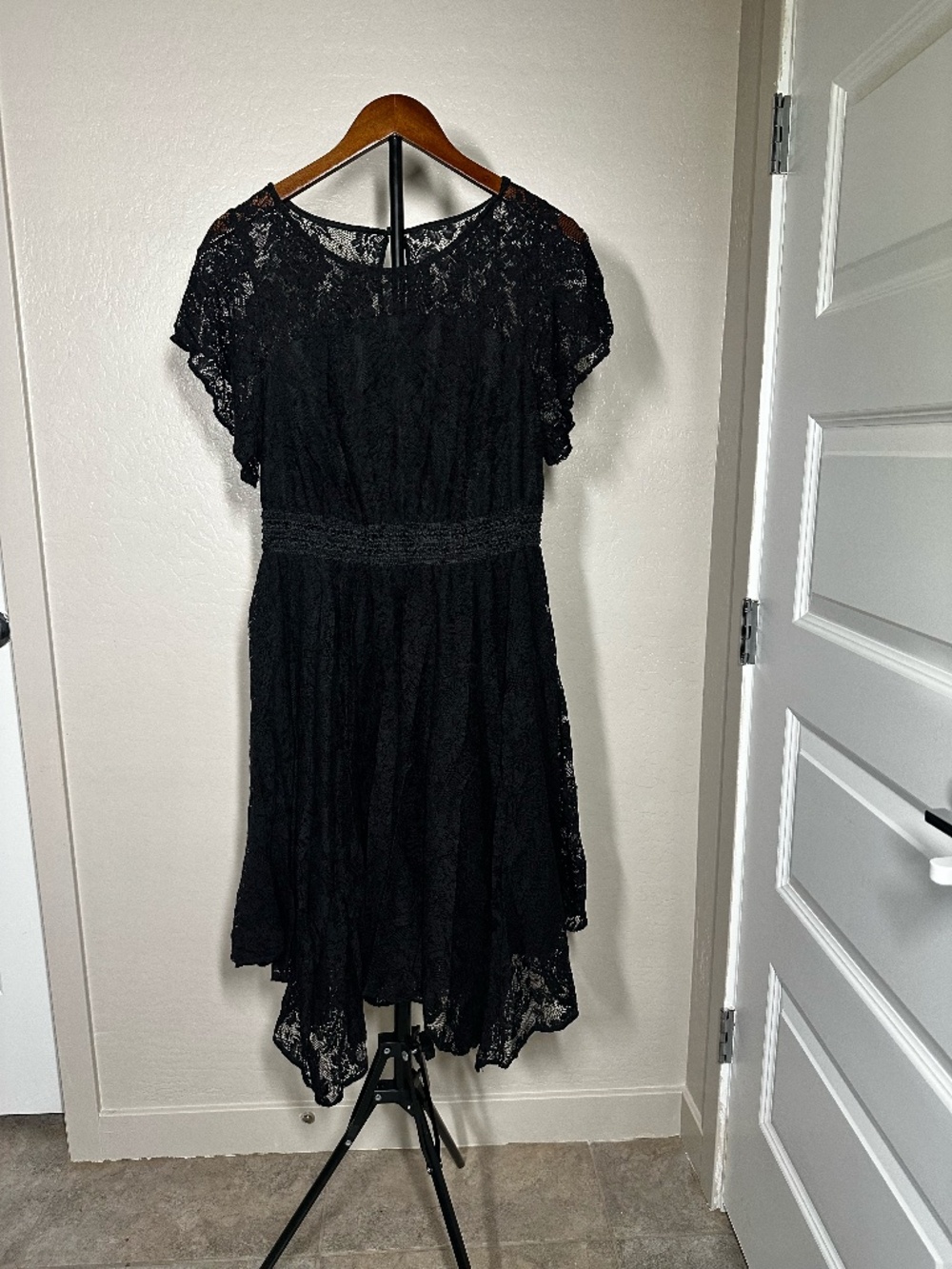 Torrid Black Floral Lace Fit & Flare Dress Size 0